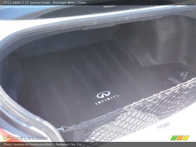 Moonlight White / Stone 2011 Infiniti G 25 Journey Sedan