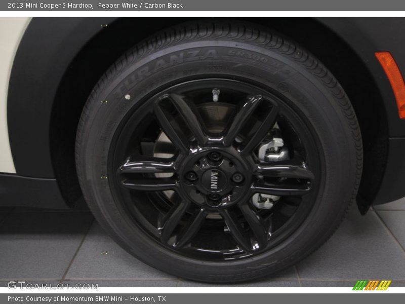 Pepper White / Carbon Black 2013 Mini Cooper S Hardtop