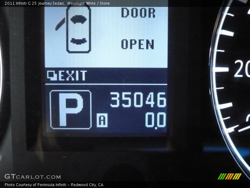 Moonlight White / Stone 2011 Infiniti G 25 Journey Sedan