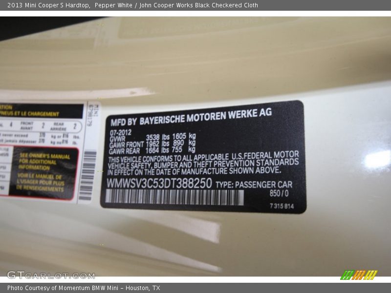 Pepper White / John Cooper Works Black Checkered Cloth 2013 Mini Cooper S Hardtop