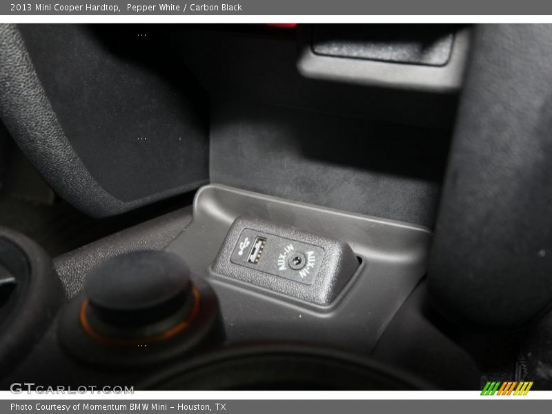 Pepper White / Carbon Black 2013 Mini Cooper Hardtop
