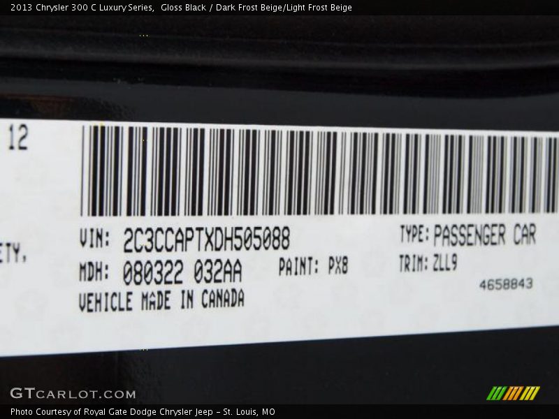 2013 300 C Luxury Series Gloss Black Color Code PX8