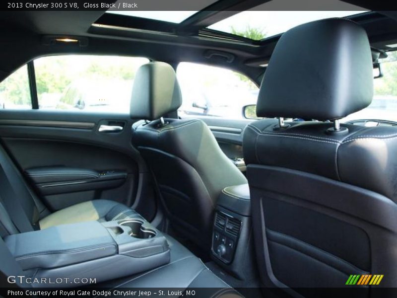 Gloss Black / Black 2013 Chrysler 300 S V8