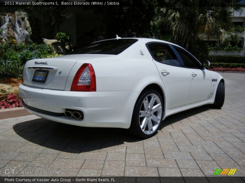Bianco Eldorado (White) / Sabbia 2011 Maserati Quattroporte S