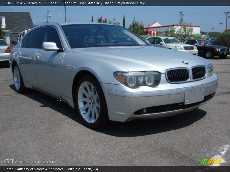 Front 3/4 View of 2004 7 Series 745Li Sedan