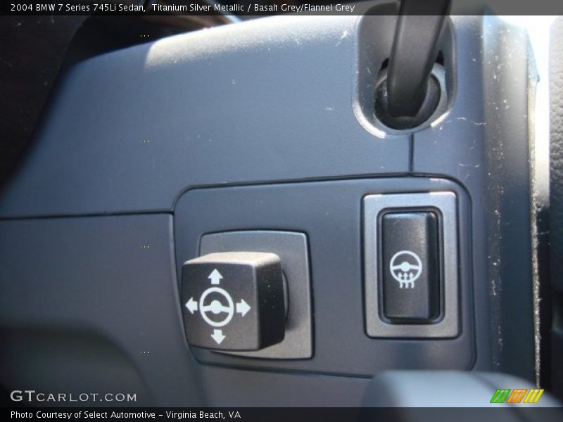 Controls of 2004 7 Series 745Li Sedan