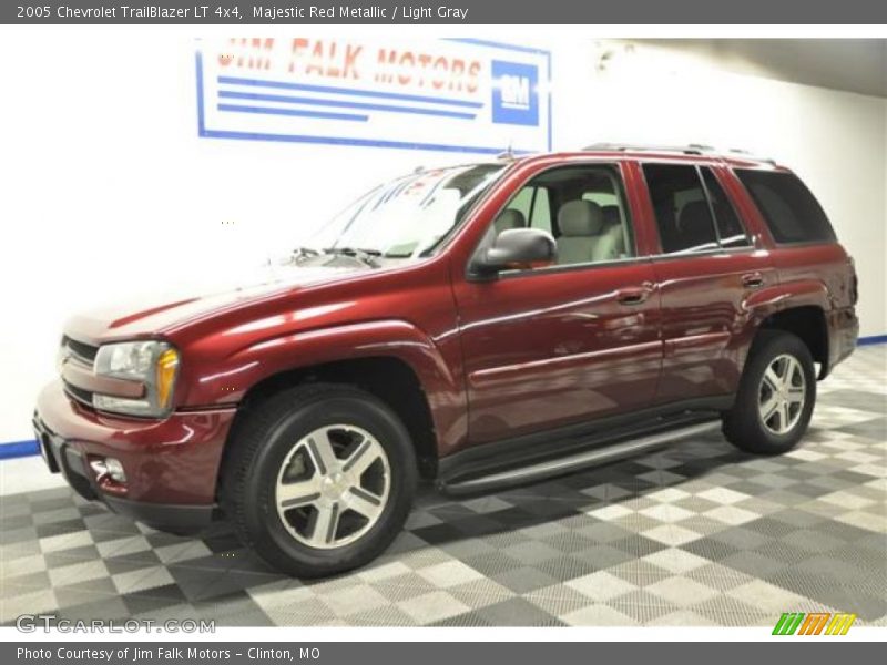 Majestic Red Metallic / Light Gray 2005 Chevrolet TrailBlazer LT 4x4
