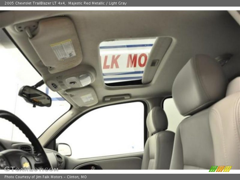 Majestic Red Metallic / Light Gray 2005 Chevrolet TrailBlazer LT 4x4