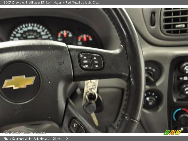 Majestic Red Metallic / Light Gray 2005 Chevrolet TrailBlazer LT 4x4