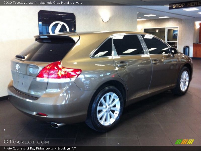Magnetic Gray Metallic / Ivory 2010 Toyota Venza I4