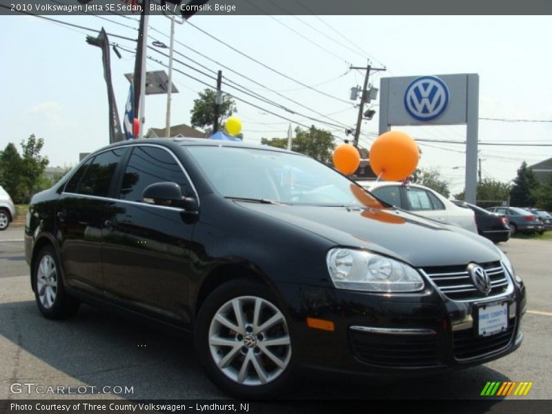 Black / Cornsilk Beige 2010 Volkswagen Jetta SE Sedan