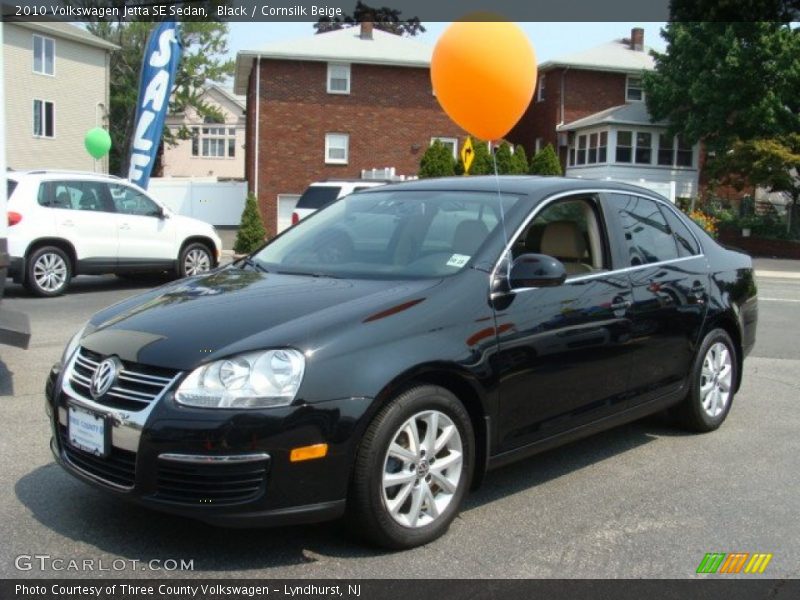 Black / Cornsilk Beige 2010 Volkswagen Jetta SE Sedan