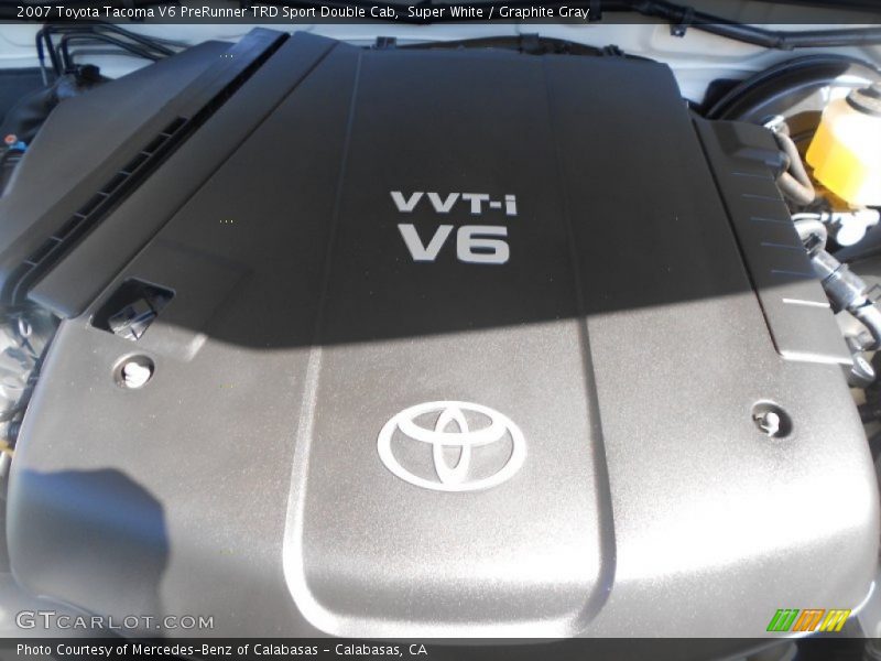 Super White / Graphite Gray 2007 Toyota Tacoma V6 PreRunner TRD Sport Double Cab