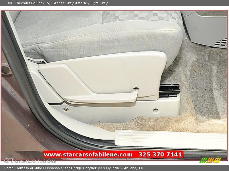 Granite Gray Metallic / Light Gray 2008 Chevrolet Equinox LS