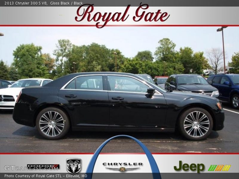 Gloss Black / Black 2013 Chrysler 300 S V8