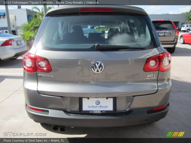 Alpine Grey Metallic / Charcoal 2010 Volkswagen Tiguan S 4Motion