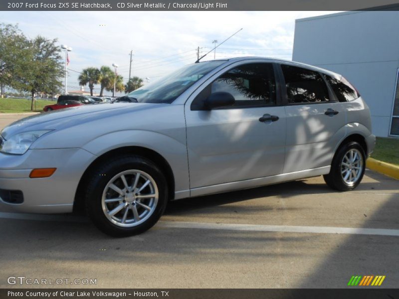 CD Silver Metallic / Charcoal/Light Flint 2007 Ford Focus ZX5 SE Hatchback