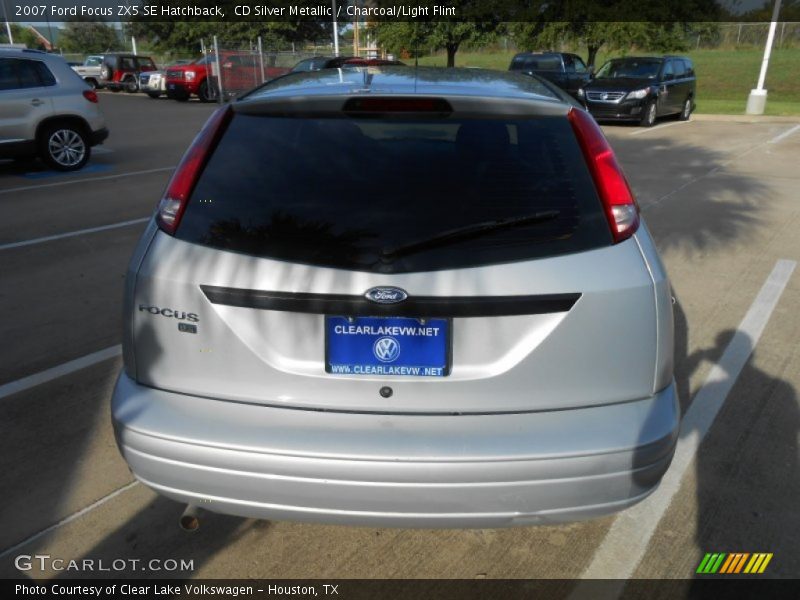 CD Silver Metallic / Charcoal/Light Flint 2007 Ford Focus ZX5 SE Hatchback