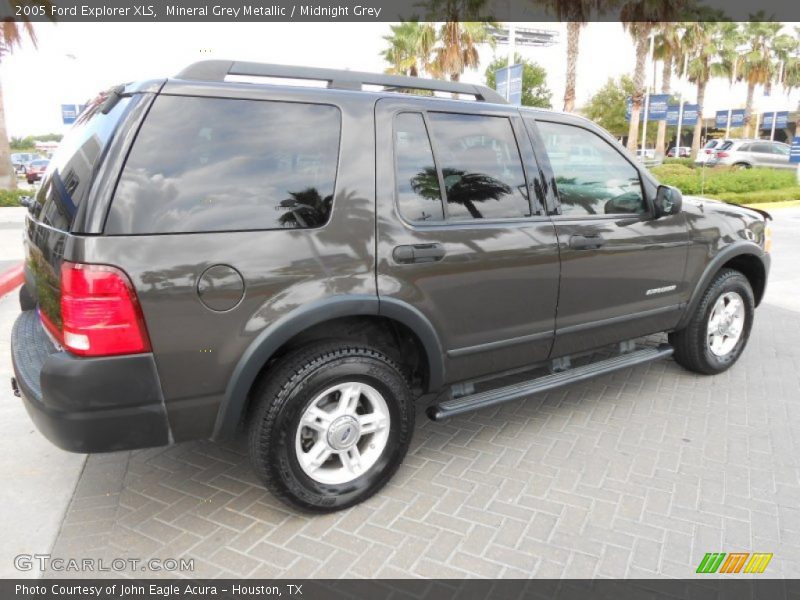 Mineral Grey Metallic / Midnight Grey 2005 Ford Explorer XLS