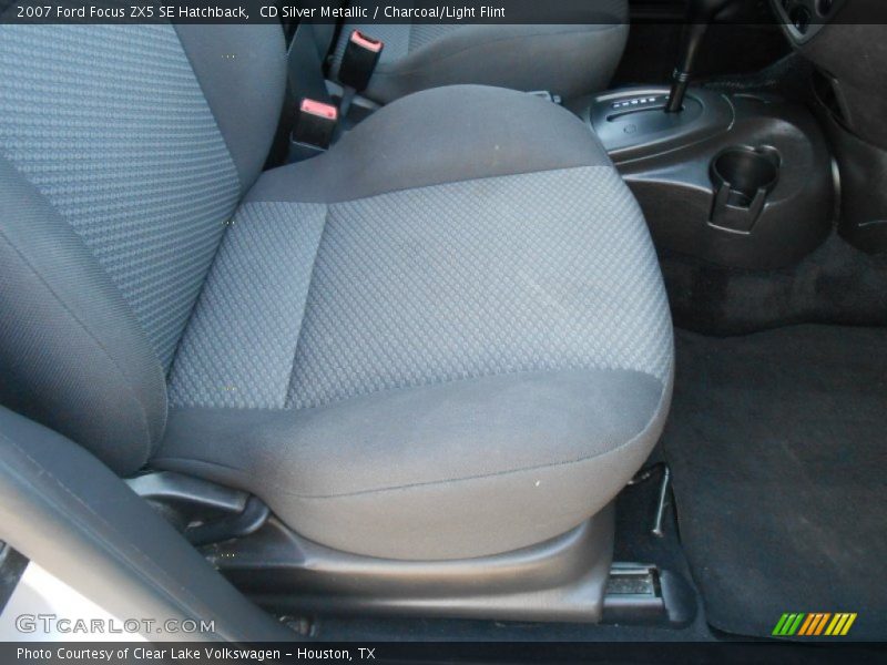 CD Silver Metallic / Charcoal/Light Flint 2007 Ford Focus ZX5 SE Hatchback