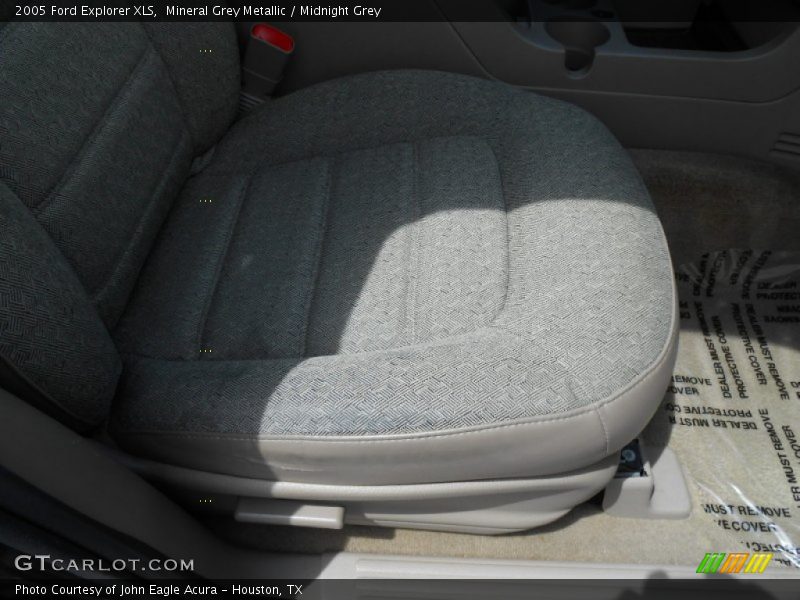 Mineral Grey Metallic / Midnight Grey 2005 Ford Explorer XLS