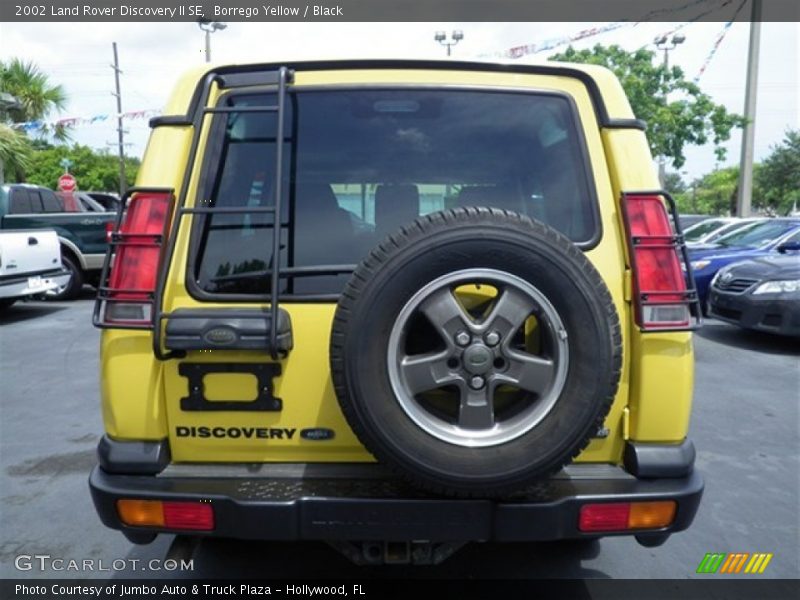 Borrego Yellow / Black 2002 Land Rover Discovery II SE