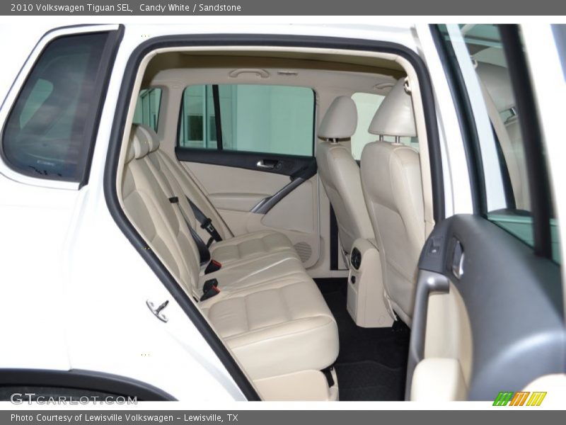 Candy White / Sandstone 2010 Volkswagen Tiguan SEL