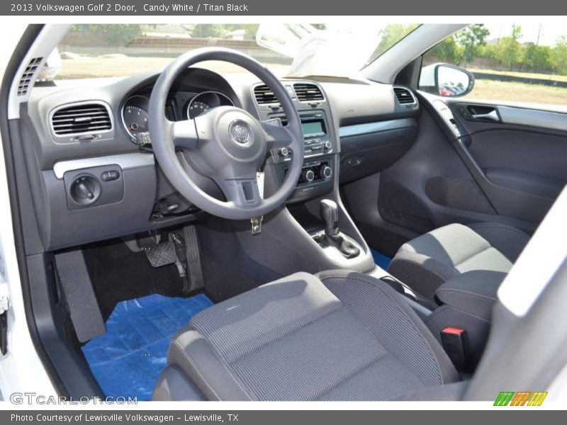 Candy White / Titan Black 2013 Volkswagen Golf 2 Door