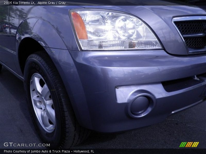 Alpine Gray / Gray 2006 Kia Sorento LX