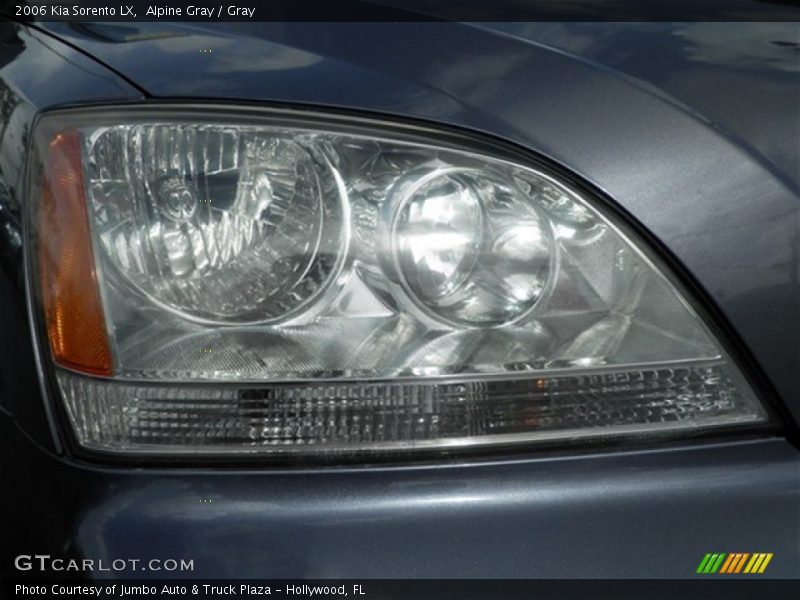 Alpine Gray / Gray 2006 Kia Sorento LX
