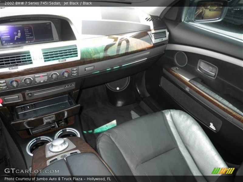 Jet Black / Black 2002 BMW 7 Series 745i Sedan