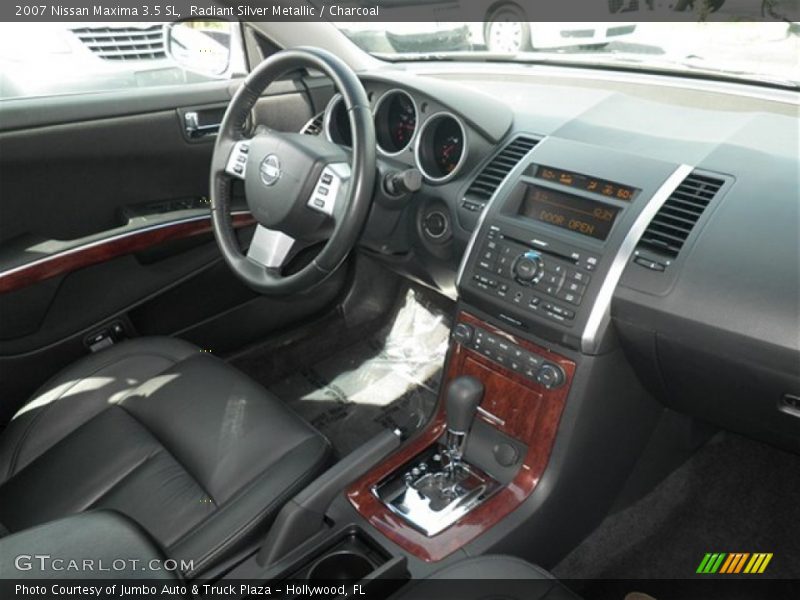 Radiant Silver Metallic / Charcoal 2007 Nissan Maxima 3.5 SL