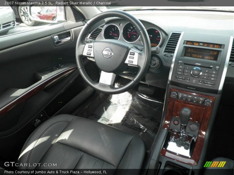 Radiant Silver Metallic / Charcoal 2007 Nissan Maxima 3.5 SL