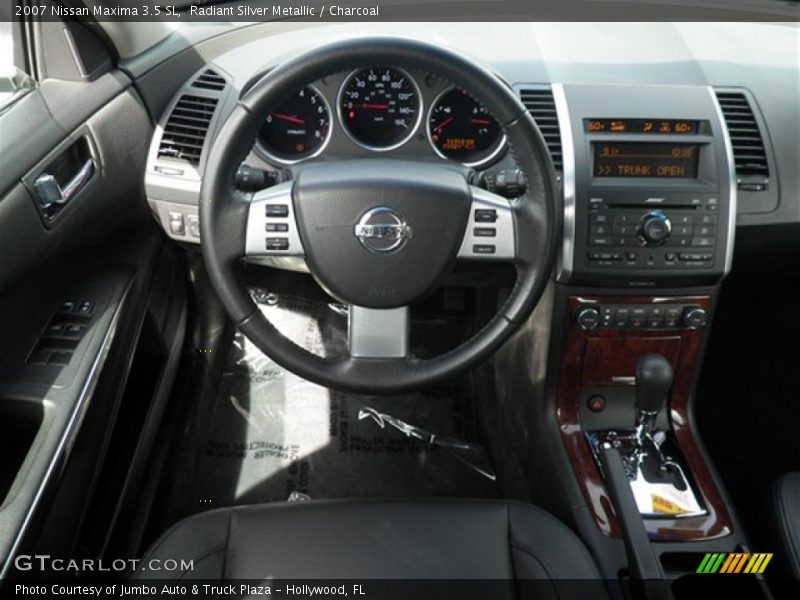 Radiant Silver Metallic / Charcoal 2007 Nissan Maxima 3.5 SL