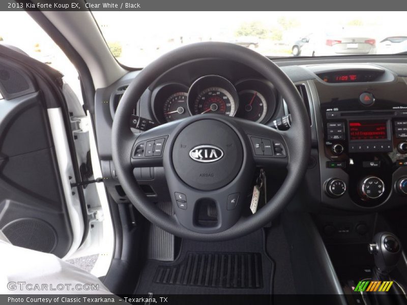 Clear White / Black 2013 Kia Forte Koup EX