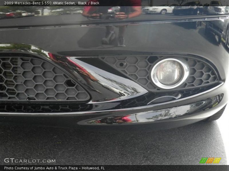 Black / Black 2009 Mercedes-Benz S 550 4Matic Sedan