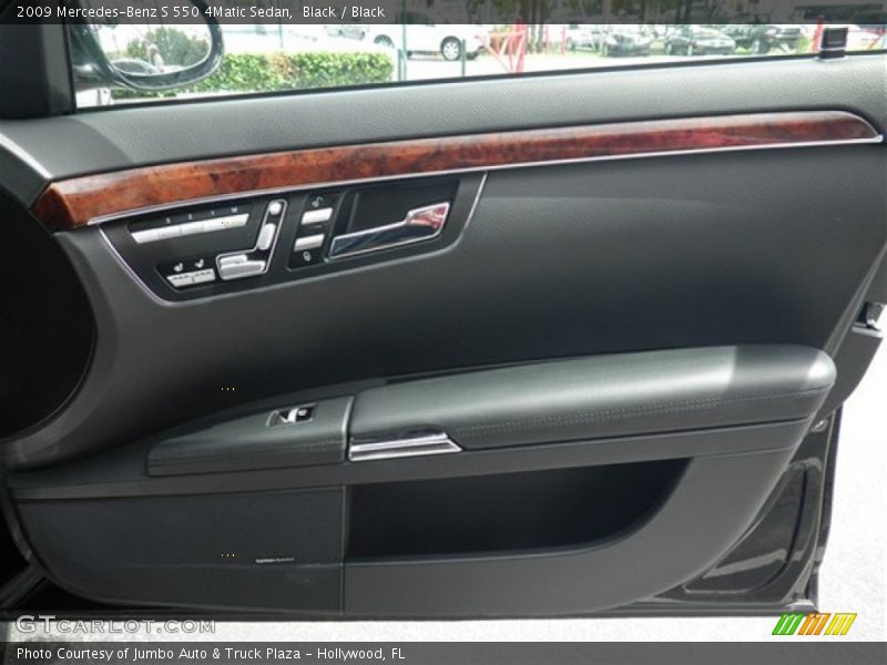 Black / Black 2009 Mercedes-Benz S 550 4Matic Sedan