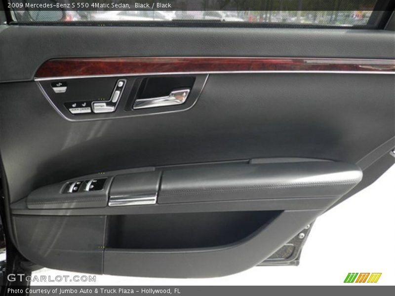 Black / Black 2009 Mercedes-Benz S 550 4Matic Sedan