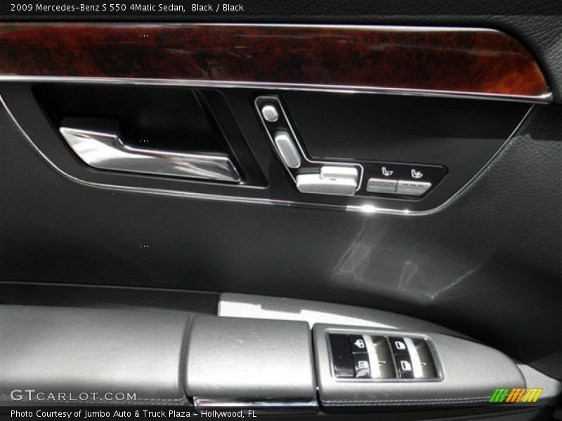 Black / Black 2009 Mercedes-Benz S 550 4Matic Sedan