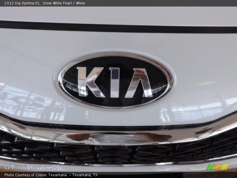 Snow White Pearl / White 2013 Kia Optima SX