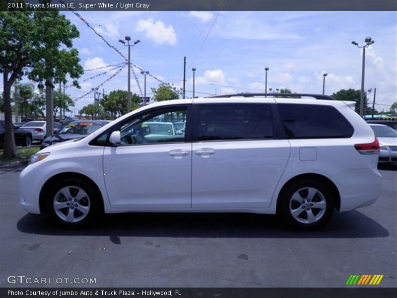 Super White / Light Gray 2011 Toyota Sienna LE