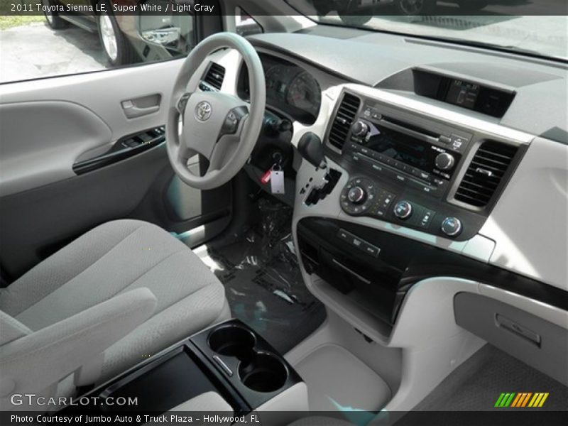 Super White / Light Gray 2011 Toyota Sienna LE