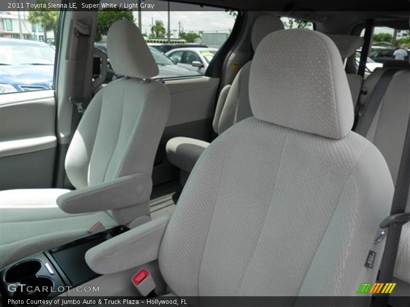 Super White / Light Gray 2011 Toyota Sienna LE