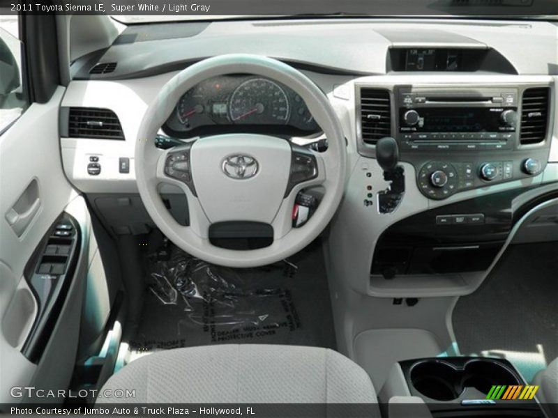 Super White / Light Gray 2011 Toyota Sienna LE