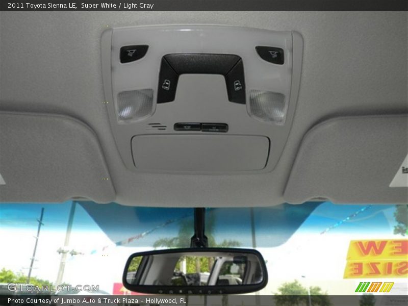 Super White / Light Gray 2011 Toyota Sienna LE