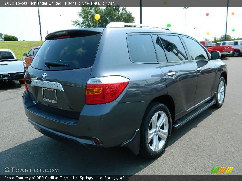 Magnetic Gray Metallic / Ash 2010 Toyota Highlander Limited
