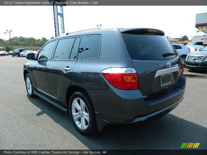 Magnetic Gray Metallic / Ash 2010 Toyota Highlander Limited