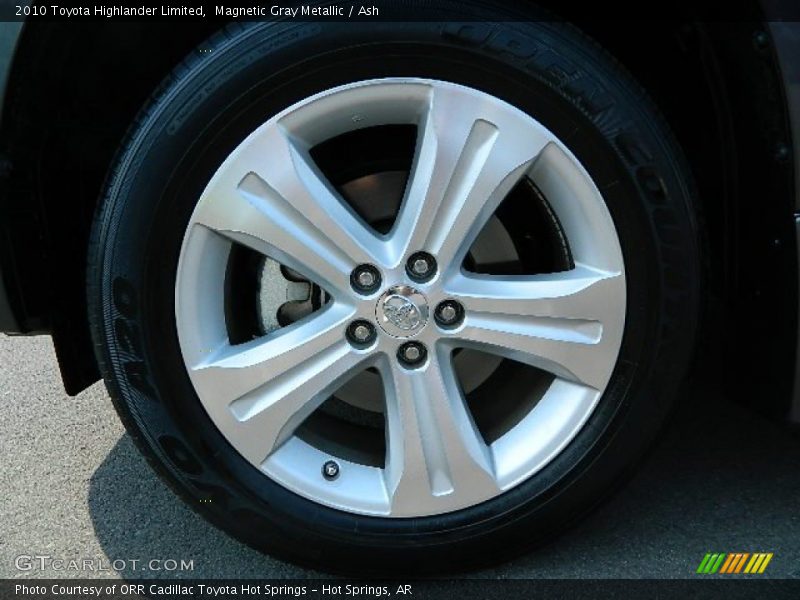 Magnetic Gray Metallic / Ash 2010 Toyota Highlander Limited