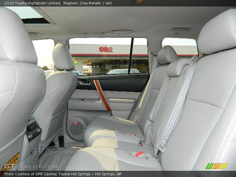 Magnetic Gray Metallic / Ash 2010 Toyota Highlander Limited