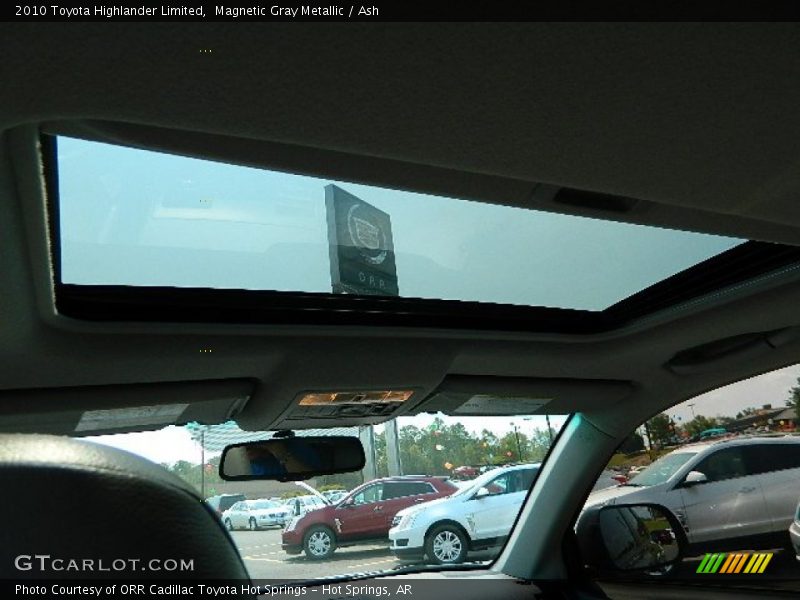 Magnetic Gray Metallic / Ash 2010 Toyota Highlander Limited